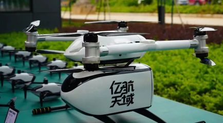 贺州生态产业园（高新区）实现无人机量产新突破 1000架智能无人飞行器成功下线